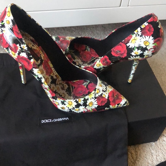 Authentic Dolce&Gabbana floral print pumps - Picture 1 of 9